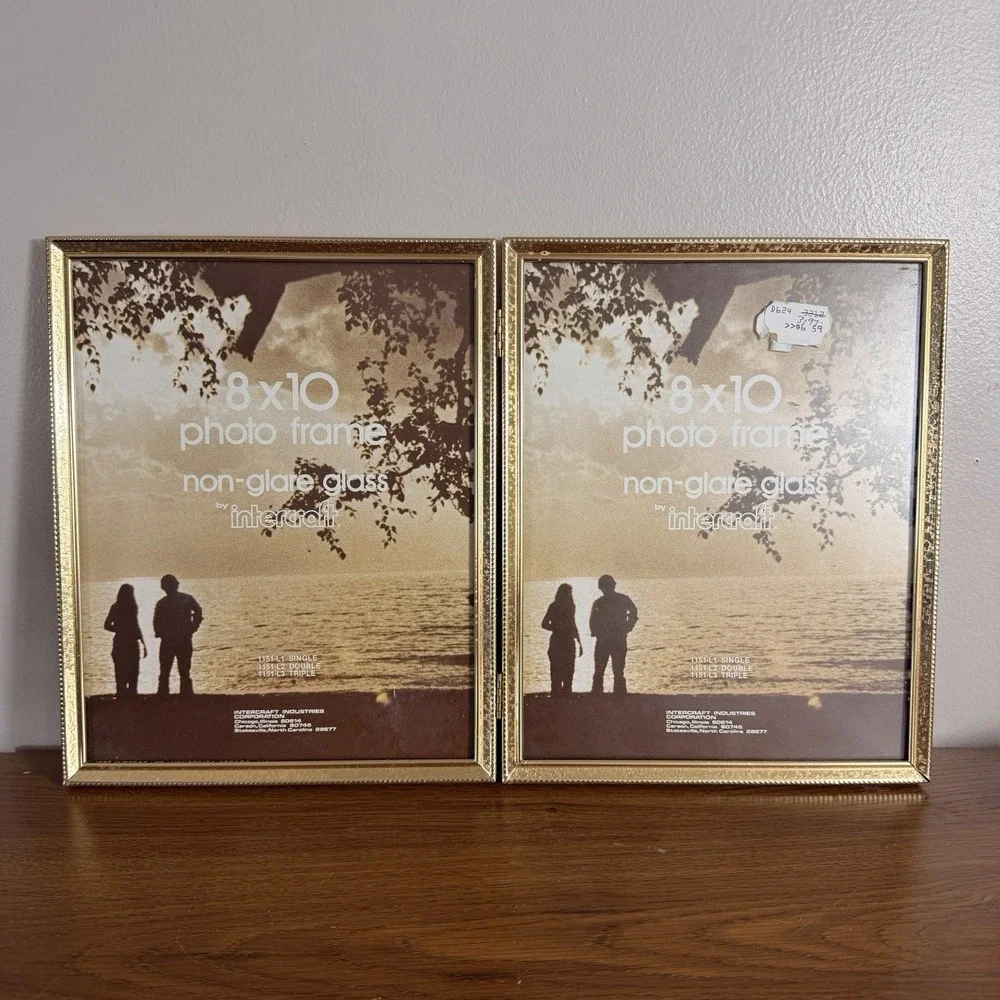Vintage Intercraft Gold Tone Metal Double Hinged 8x10 Picture Frame Bi Fold